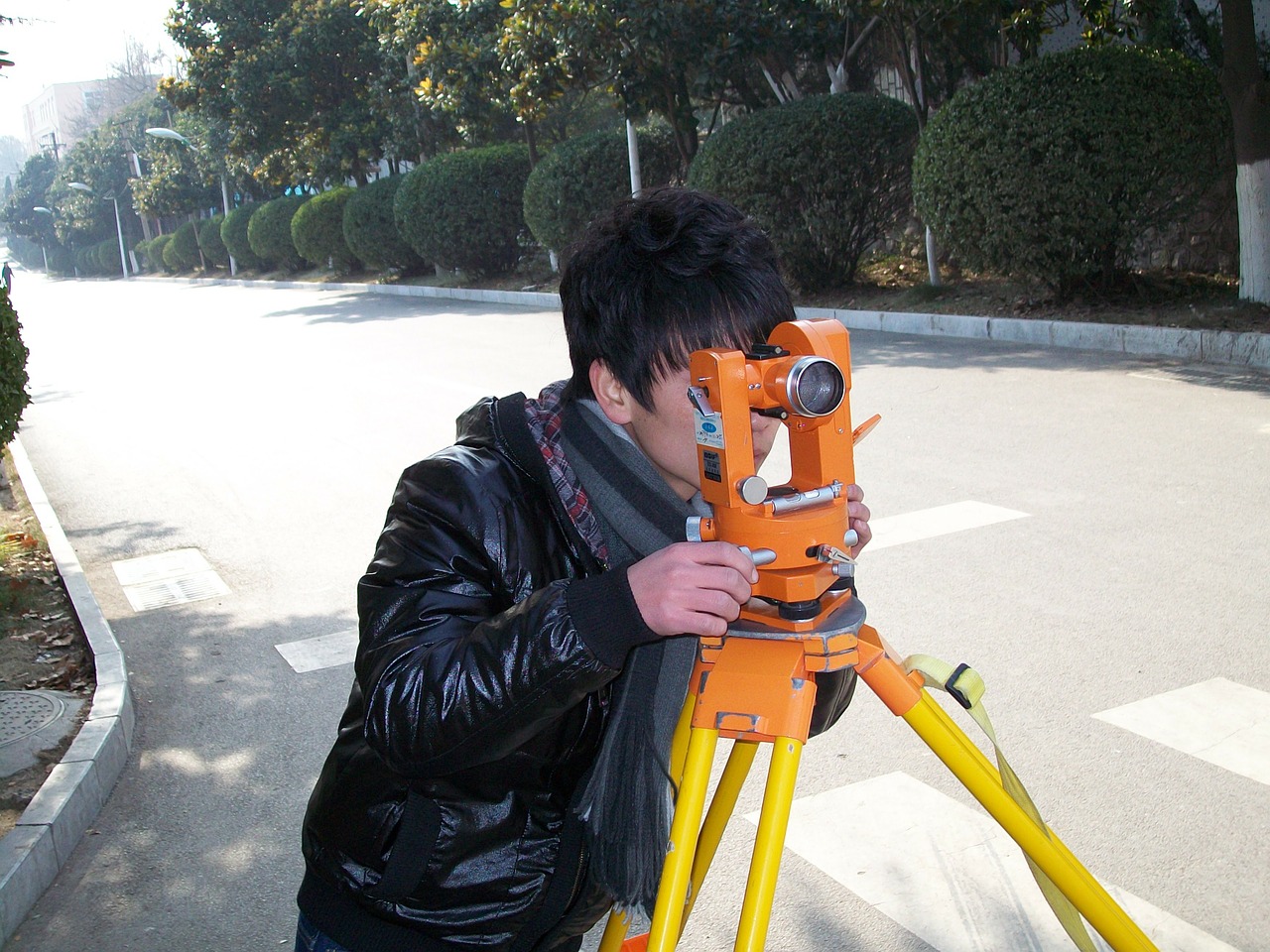 Surveyor 20092 1280